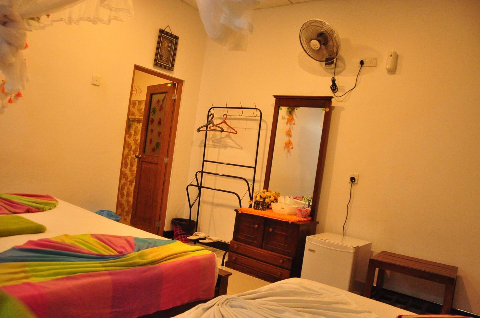 Sigiri Saman Home Stay Sigiriya Exterior foto