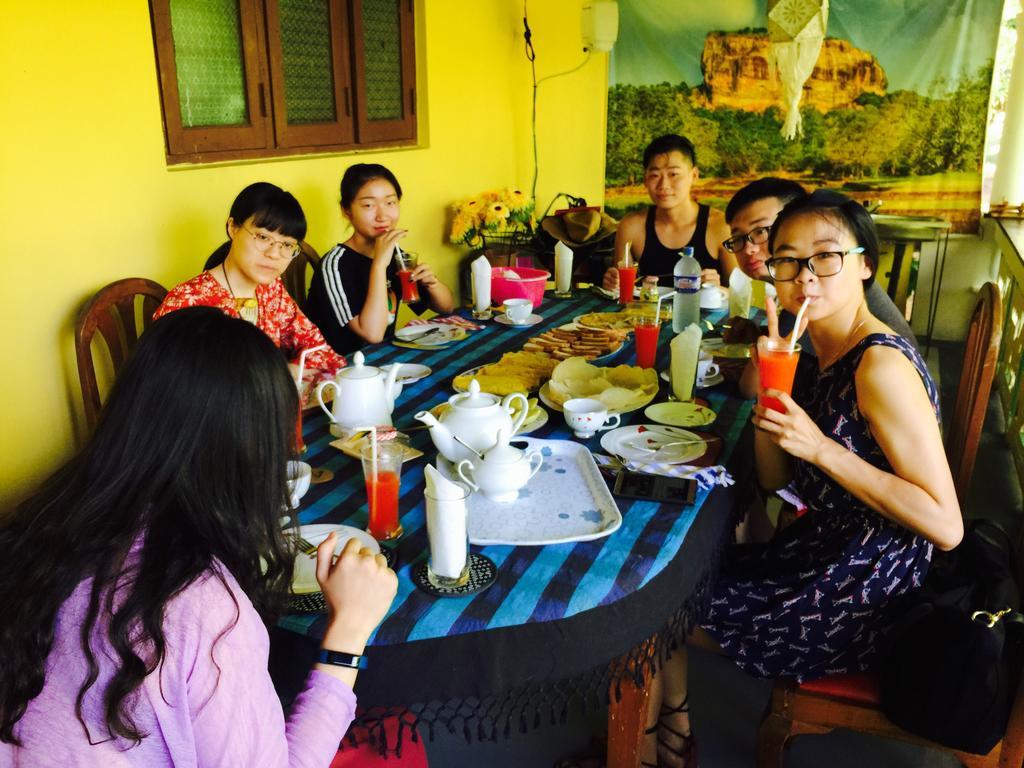 Sigiri Saman Home Stay Sigiriya Exterior foto