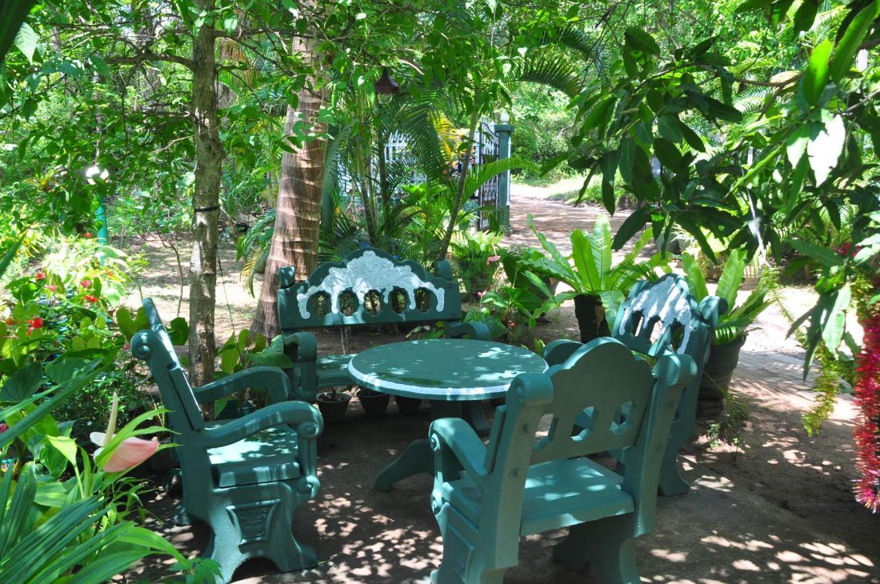 Sigiri Saman Home Stay Sigiriya Exterior foto